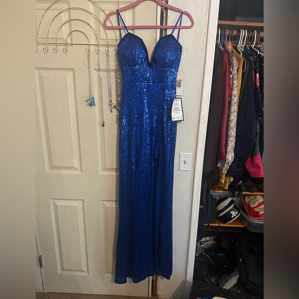 NWT Emerald Sundae M royal blue strapless sequin gown prom stunning!